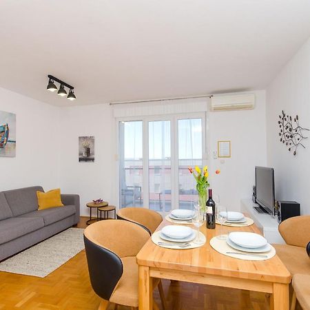 Spacious Apartment Smile With Terrace And Secure Garage Split Exterior foto