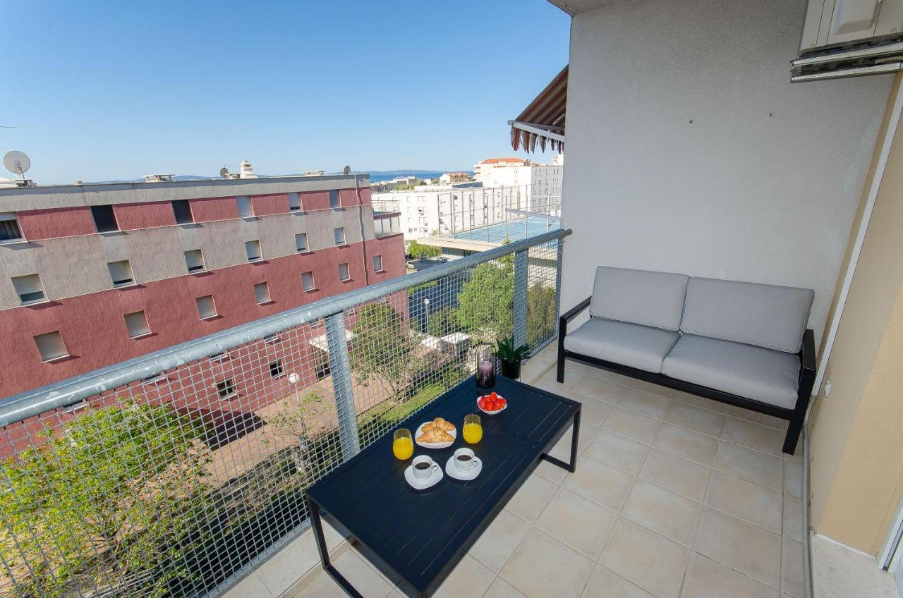 Spacious Apartment Smile With Terrace And Secure Garage Split Exterior foto