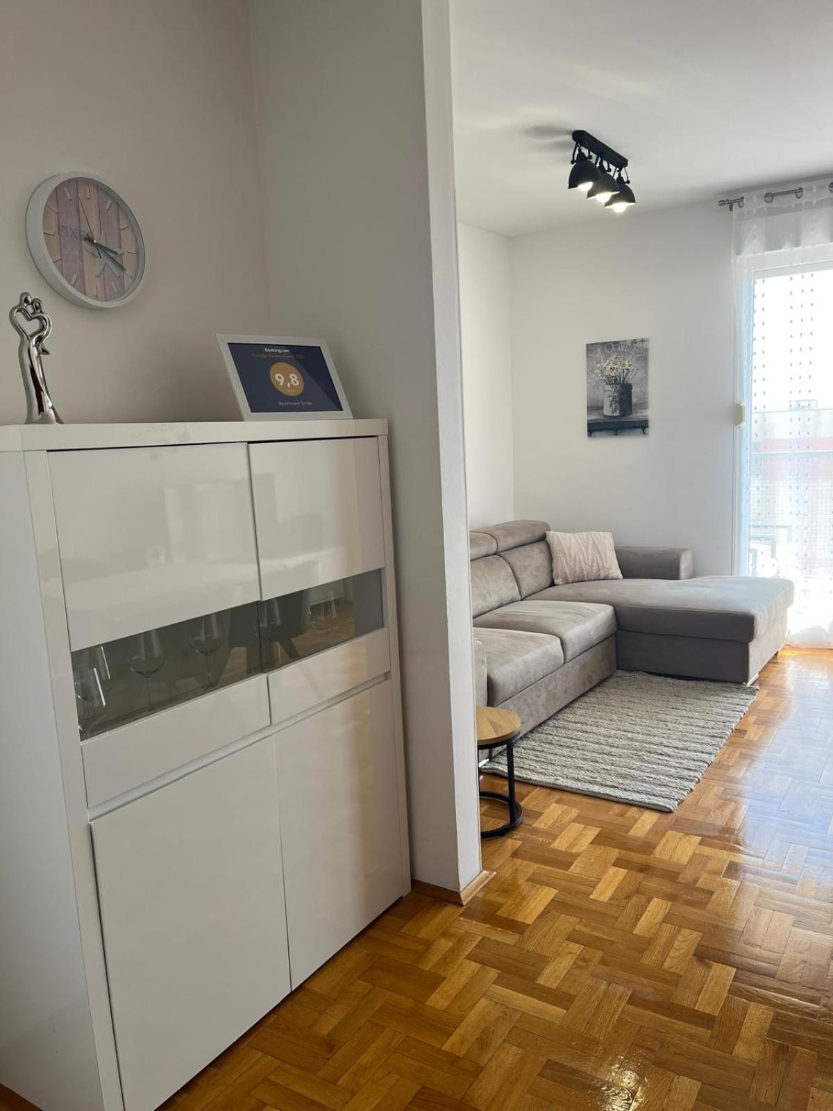 Spacious Apartment Smile With Terrace And Secure Garage Split Exterior foto